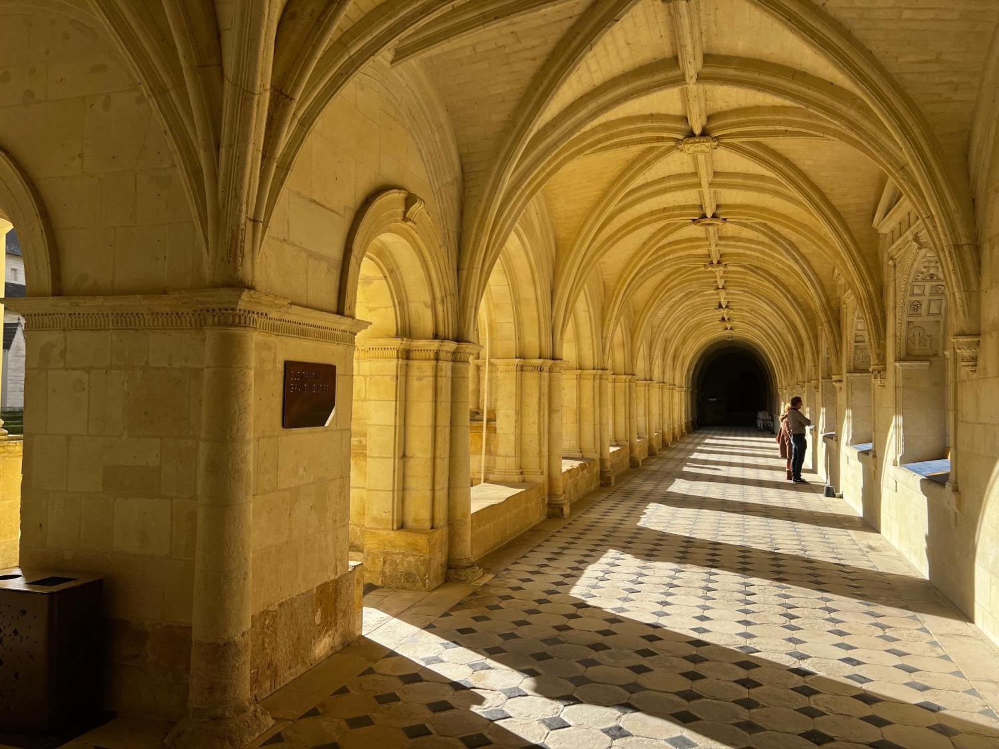 Le Chateau De Leugny Oiron Esterno foto