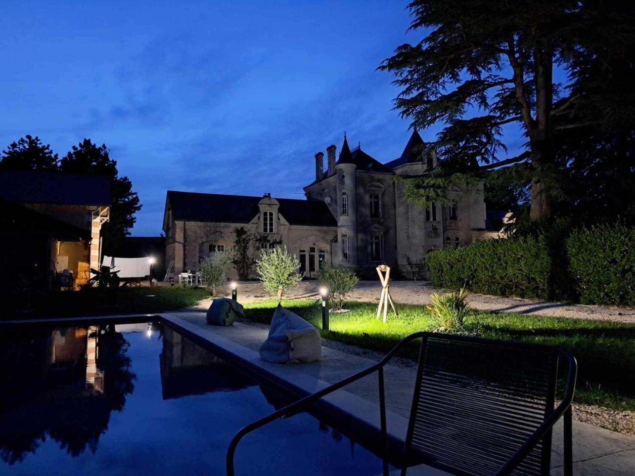 Le Chateau De Leugny Oiron Esterno foto